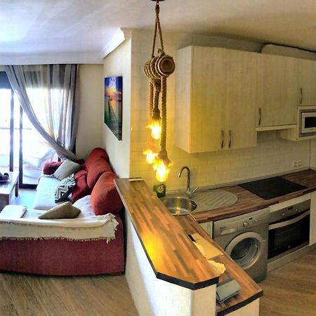 Coqueto Apartamento En Puerto Marina Con Piscina Benalmádena Exteriör bild