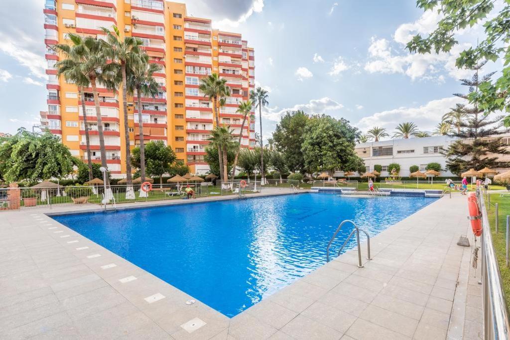 Coqueto Apartamento En Puerto Marina Con Piscina Benalmádena Exteriör bild