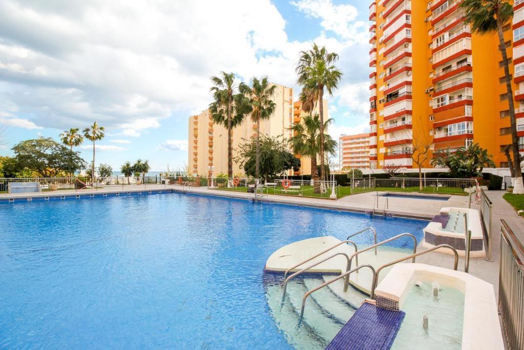 Coqueto Apartamento En Puerto Marina Con Piscina Benalmádena Exteriör bild